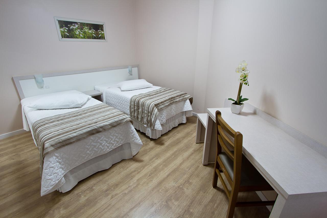 Gaboardi Park Hotel Куритибанус Номер фото