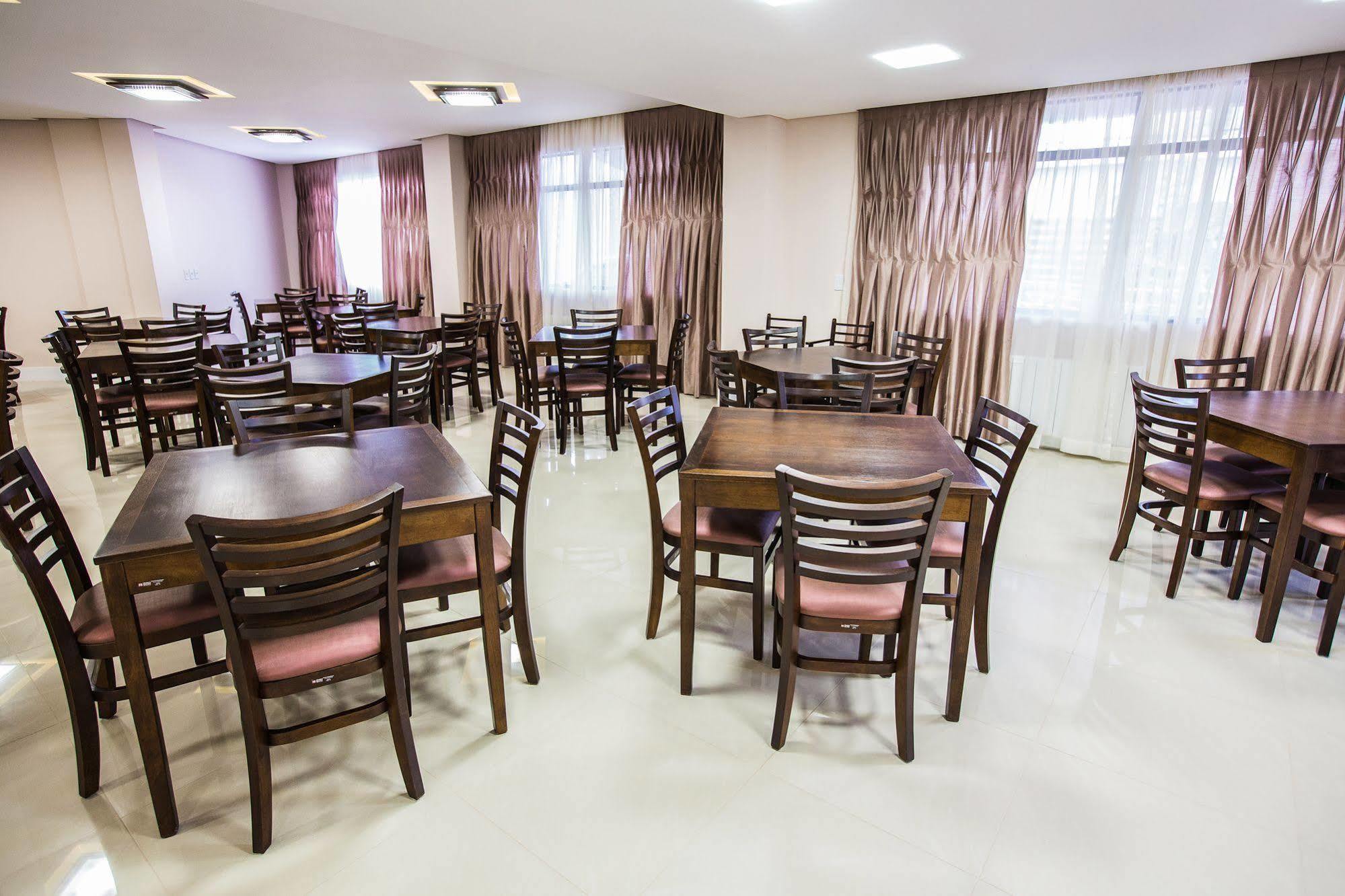 Gaboardi Park Hotel Куритибанус Экстерьер фото